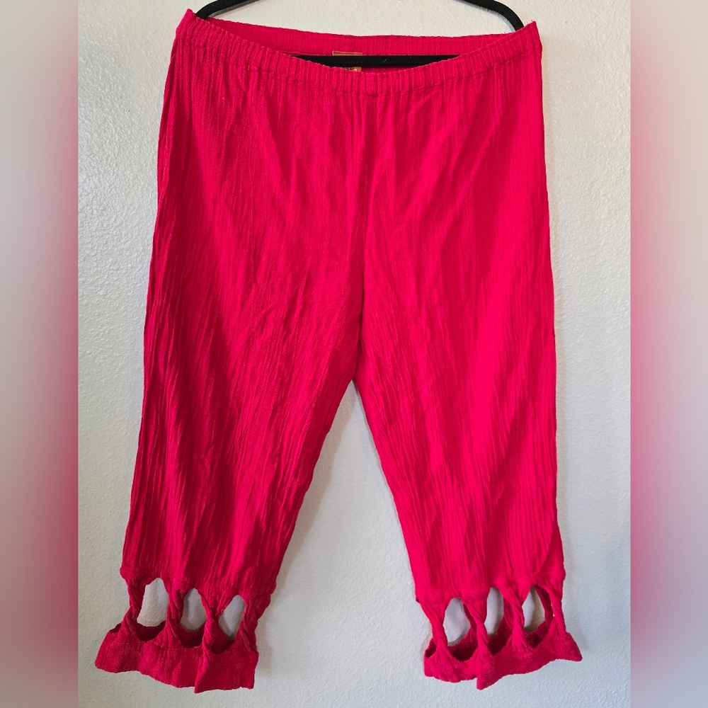 Oh My Gauze! Red Capris with Teardrop Cutouts